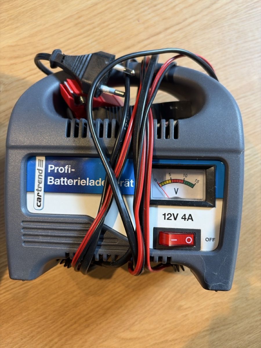 Caricabatterie: Profi-Batterieladegerät 4A 12V neu – Nuovo (secondo la descrizione) da Weinfelden venduto da kap_mh5p 2