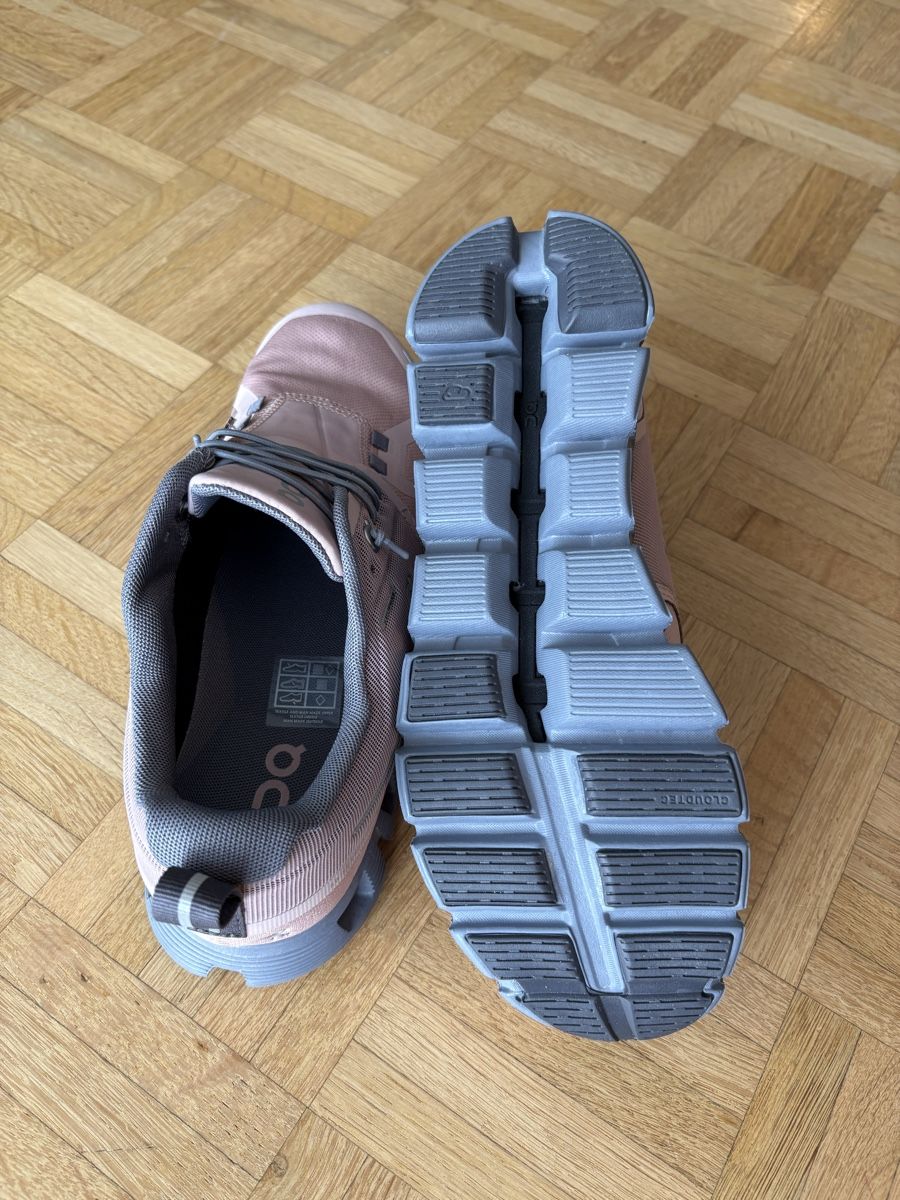 On Scarpe da donna: On Cloud Waterproof Gr.41 – Nuovo (secondo la descrizione) da Windlach venduto da maya55 1