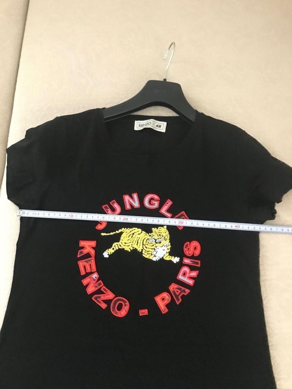 Kenzo T-shirt: KENZO GR S – Usato da Zürich venduto da schneeflocke303 1