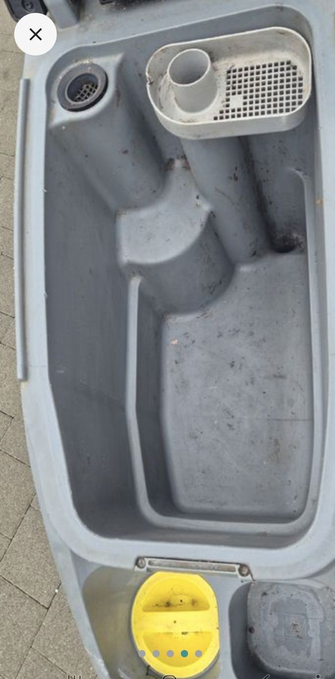 Kärcher Alle Maschinen: KÄRCHER B40 C – Gebraucht aus Grenchen von HzGr 3