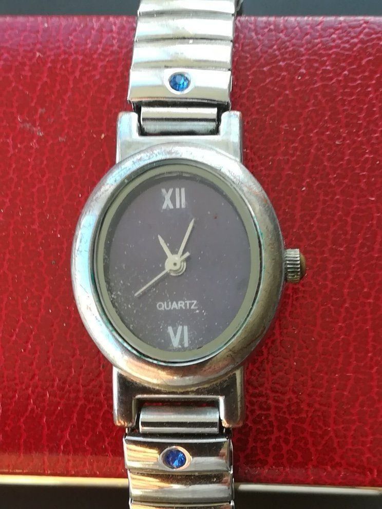 Orologi: Damenuhr Ives Rocher – Usato da Russikon venduto da wanda2006