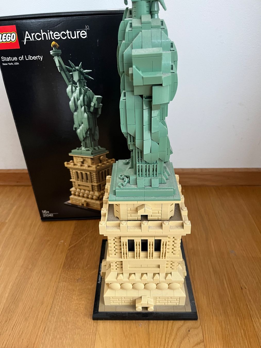 Lego Kit di costruzioni: LEGO Architecture Freiheitsstatue, 21042 – Nuovo (secondo la descrizione) da Baden venduto da eklym 4