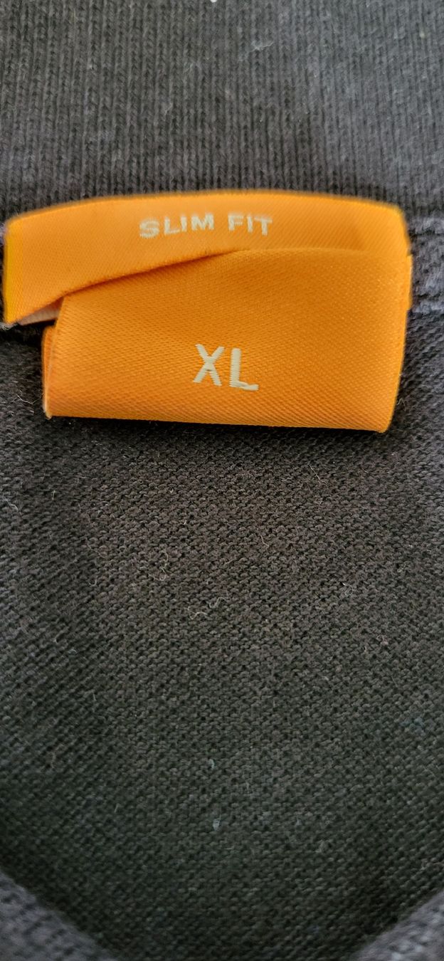 Hugo Boss Magliette Polo: Hugo Boss orange polo Black XL – Usato da Unterseen venduto da rej_lnk9 5