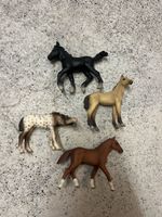 Schleich Pferde Fohlen Set