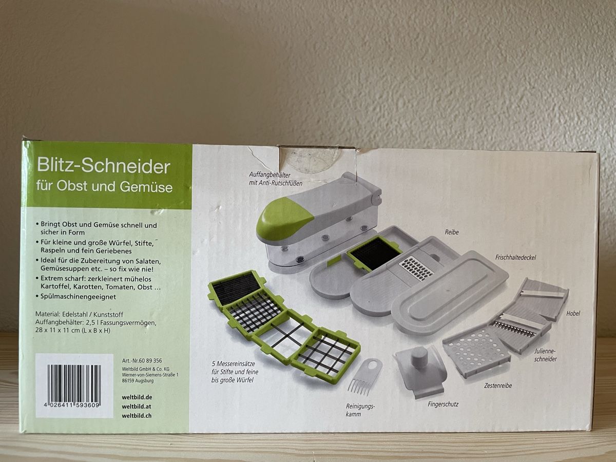 Elettrodomestici da cucina: NEU Gemüseschneider mit Einsätzen Reibe Raffel – Nuovo e nell'imballaggio originale da Winterthur venduto da secondhand_love 1
