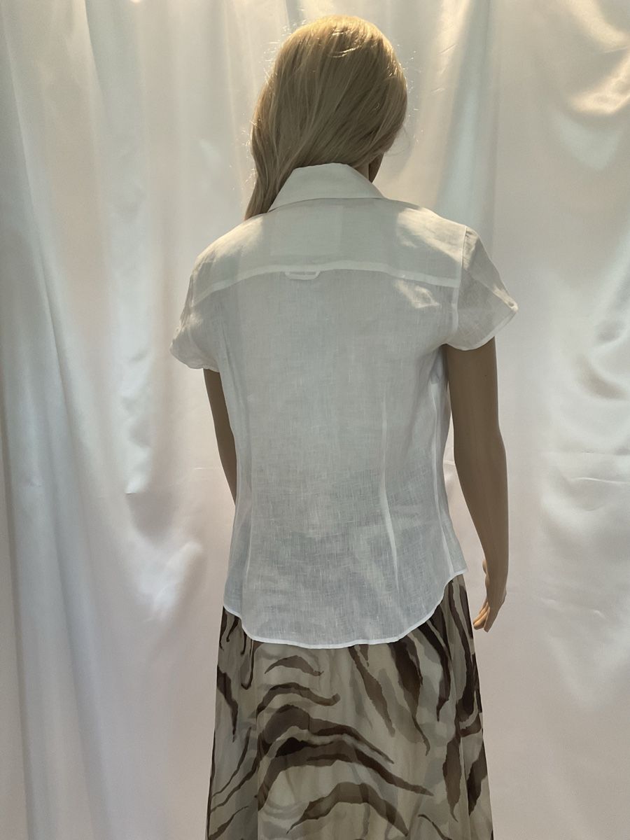 Max Mara Blusen: MaxMara Leinenbluse in Grösse M (38-40) – Gebraucht aus Mariastein von u_n_6s5w 1