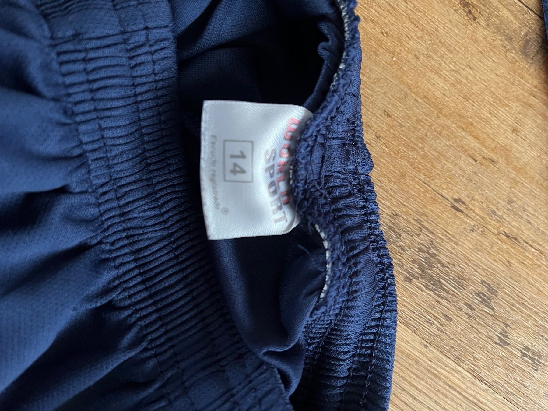 FC Barcelona Trainer, Turnhosen & -trikots: FC Barcelona Trikot Lewandowski Set – Gebraucht aus Sins von samfisch 2
