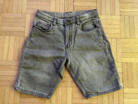 Kurze Jeanshose Gr. 152