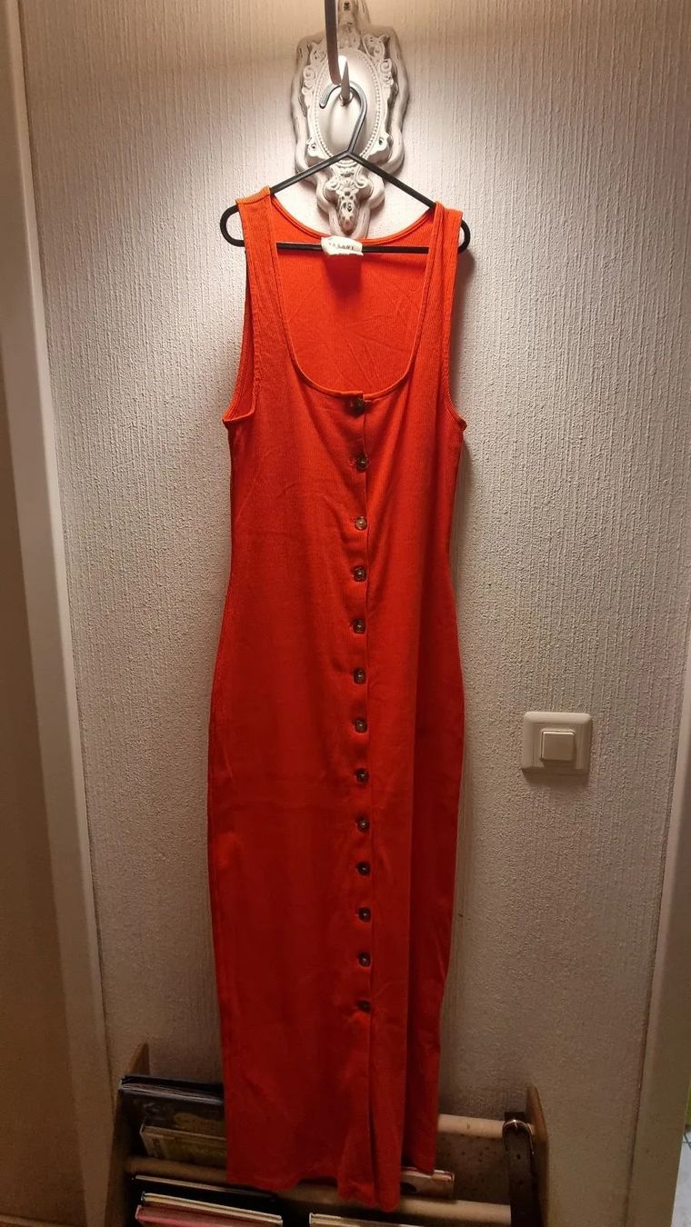 Kleider: Robe longue Sezane orange – Gebraucht aus Vevey von fer3ica 2