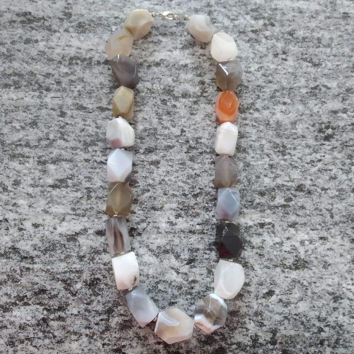 Catenine: Edelsteinkette Achat – Nuovo e nell'imballaggio originale da Münchenbuchsee venduto da Cori1968
