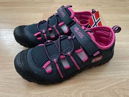 Trekkingsandalen von Trollkids Gr. 35 NEU