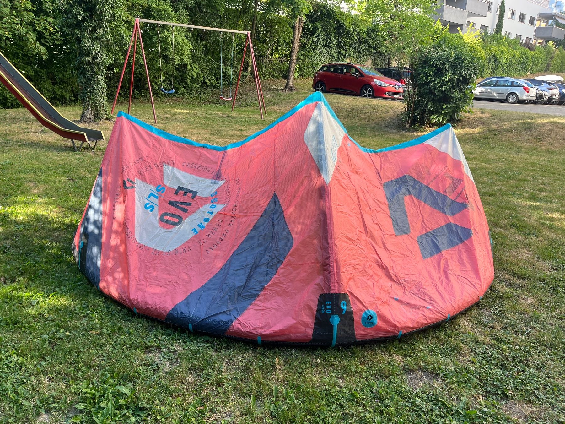 Duotone Aquilone: Pack Kitesurf Duotone EVO SLS 9m 11m + trust barre – Usato da Nyon venduto da rob_pl6l 6