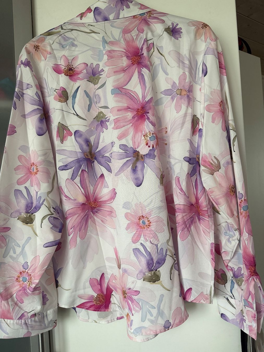 Camicette: Schöne neue Bluse Gr XL – Usato da Altishofen venduto da UrsulaP0102 1