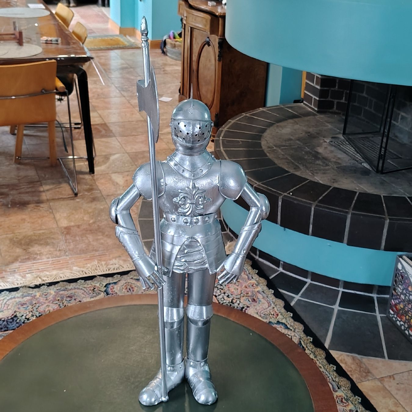 Statuette: Knight in Armour - Height 89cm – Usato da Dietikon venduto da aberdeen30 7