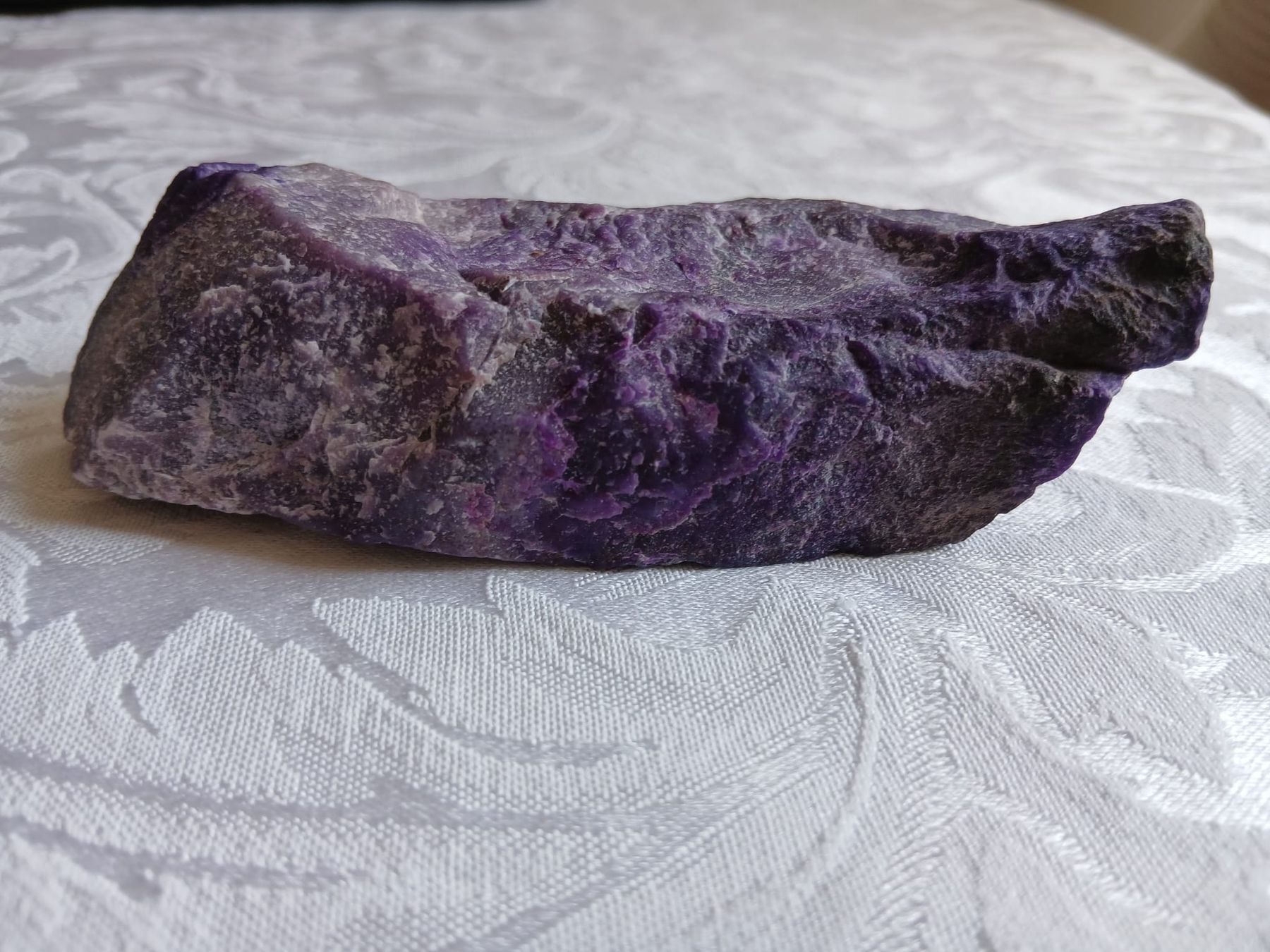Minerali & Pietre curative: Riesen rohen violetter Sugilith AAA 212g – Usato da Zürich venduto da anna3929 3