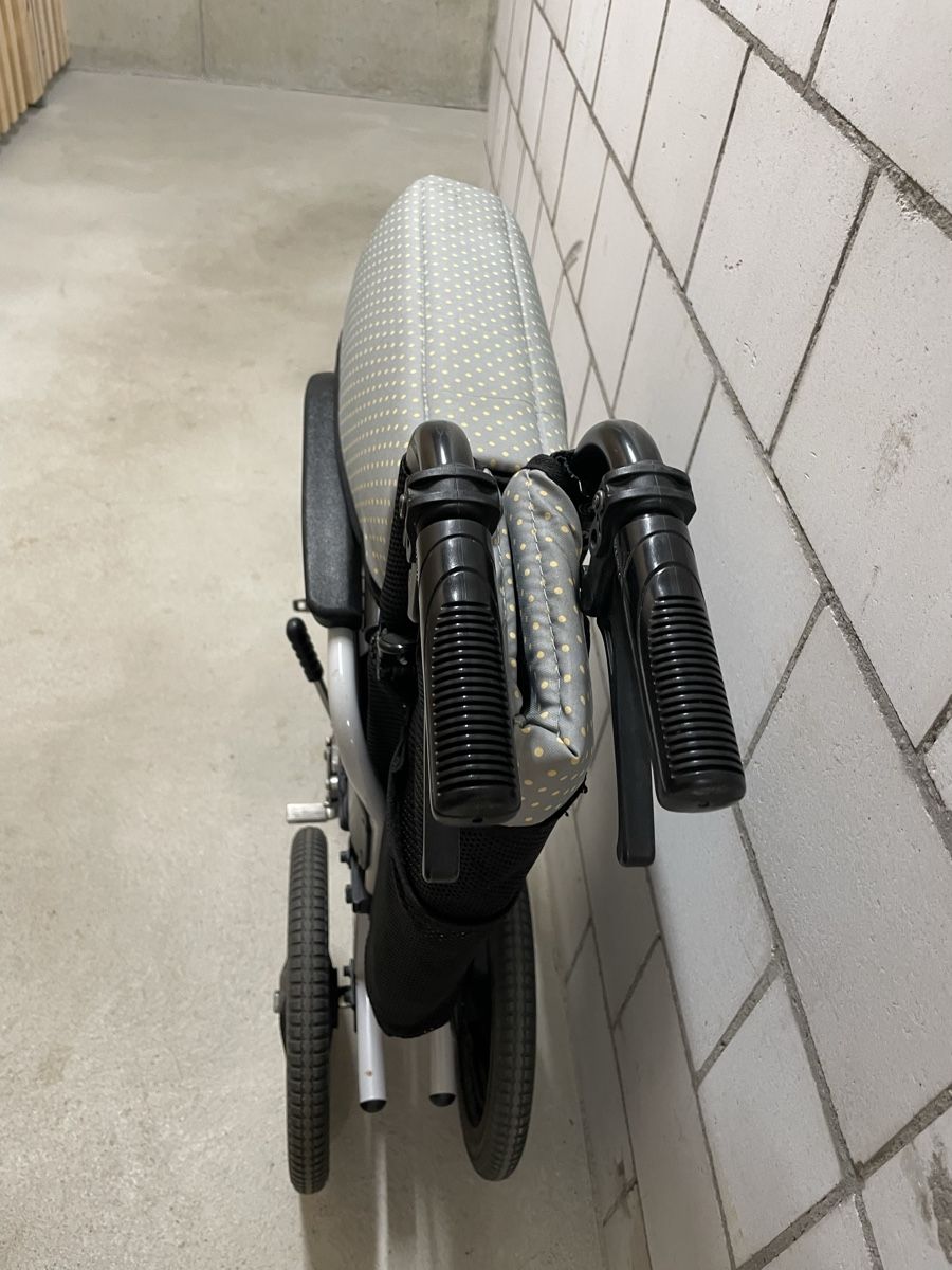 Rollstühle: Rollstuhl Soma leicht gebraucht  – Gebraucht aus Riehen von ose58 4