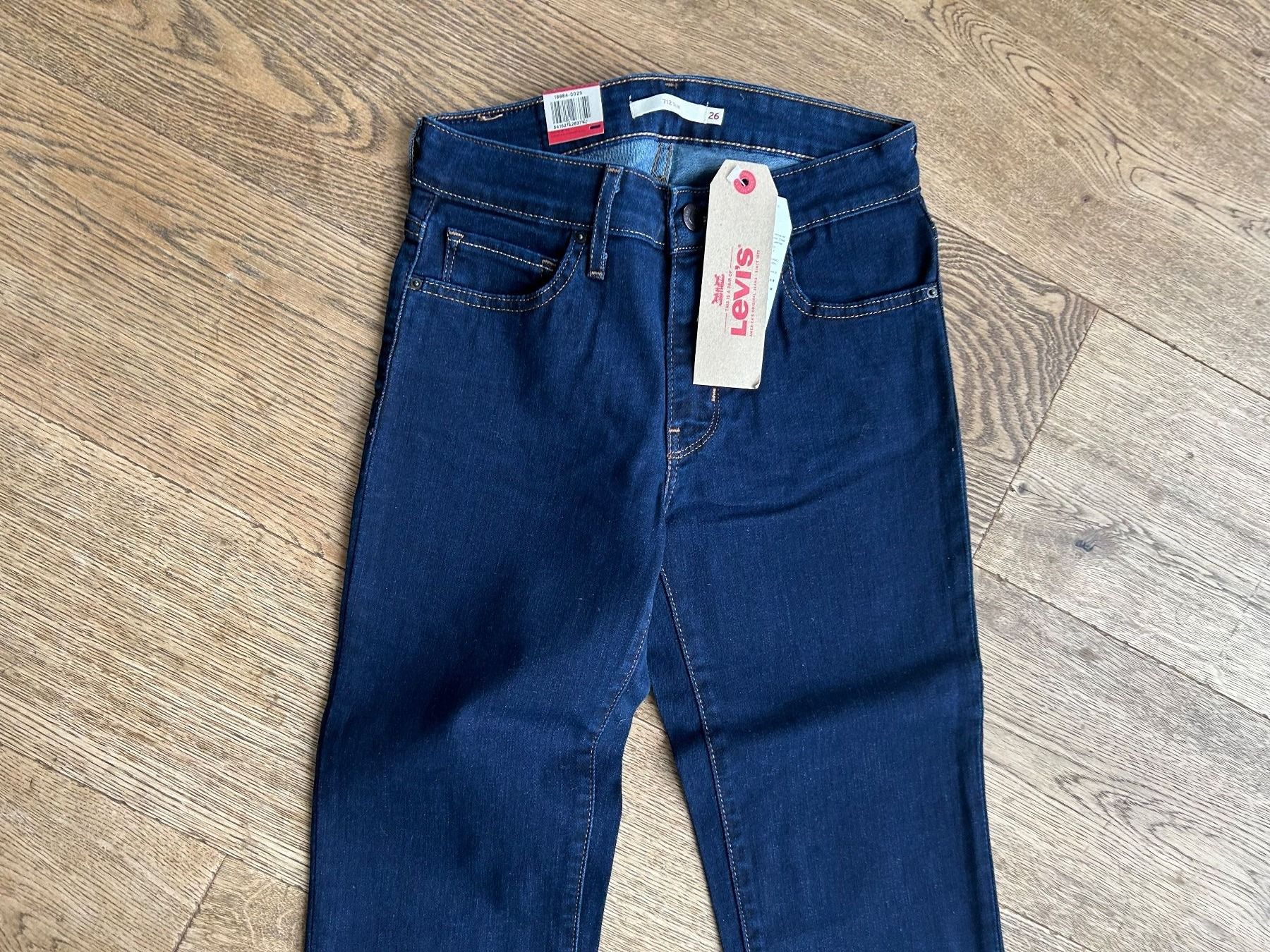 Jeans: Jeans, Levis //NEU// 26/34 – Usato da Stettfurt venduto da outlet72 2