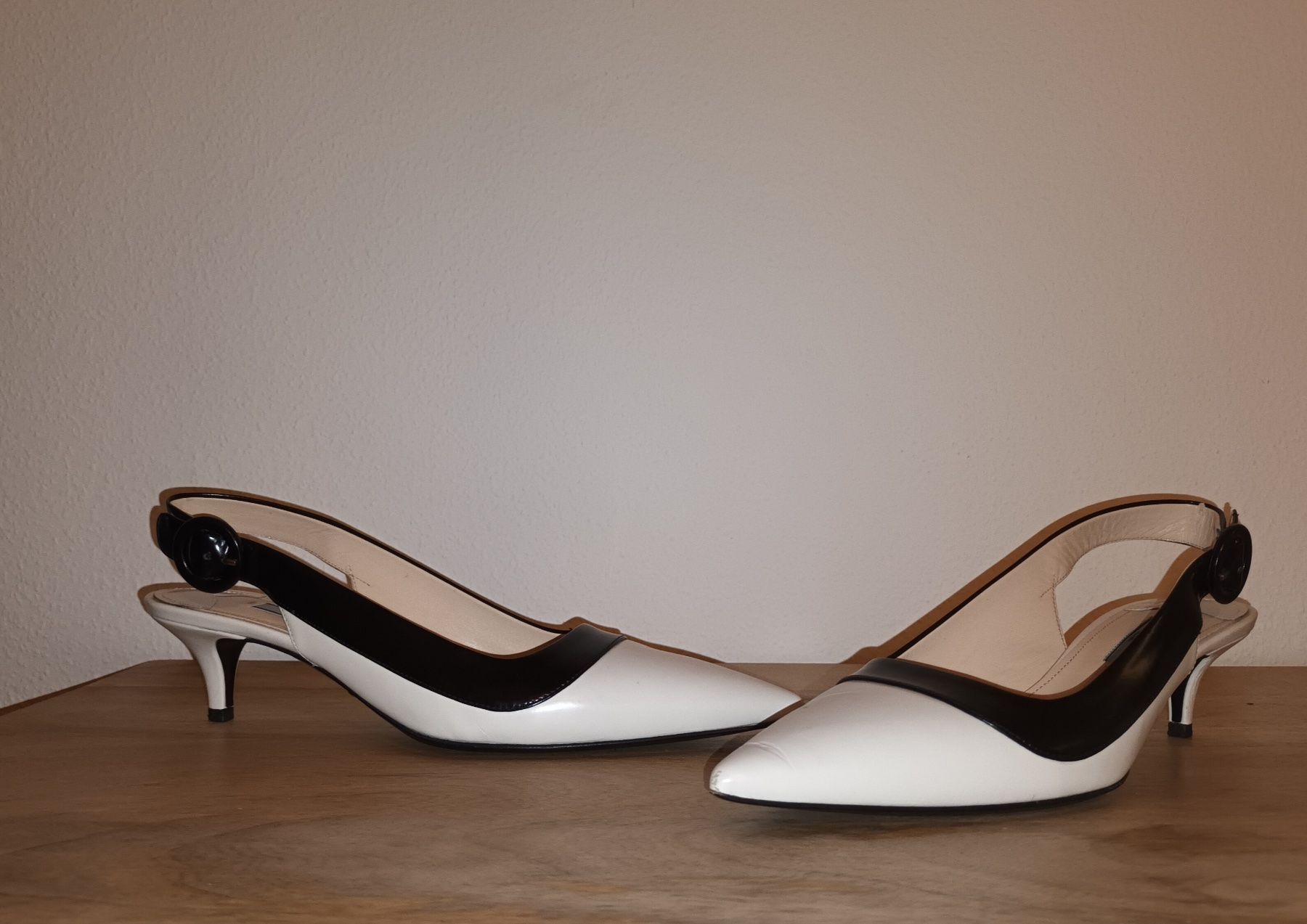 Prada Damenschuhe: PRADA SLINGBACK-PUMPS GRÖSSE 39 – Gebraucht aus Zürich von Claire_ZH 2