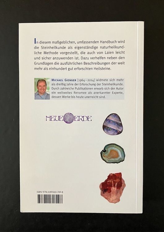 Libri: die steinheilkunde . das handbuch . michael gienger – Usato da Allschwil venduto da rotocker 5
