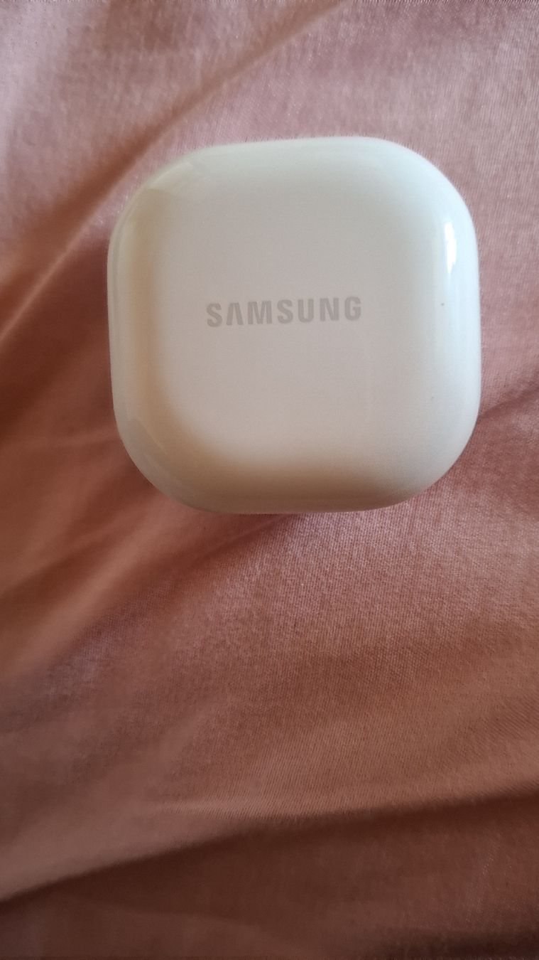 Samsung Cuffie: samsung Galaxy buds 2 case neu – Nuovo (secondo la descrizione) da Leuzigen venduto da nin_lm72