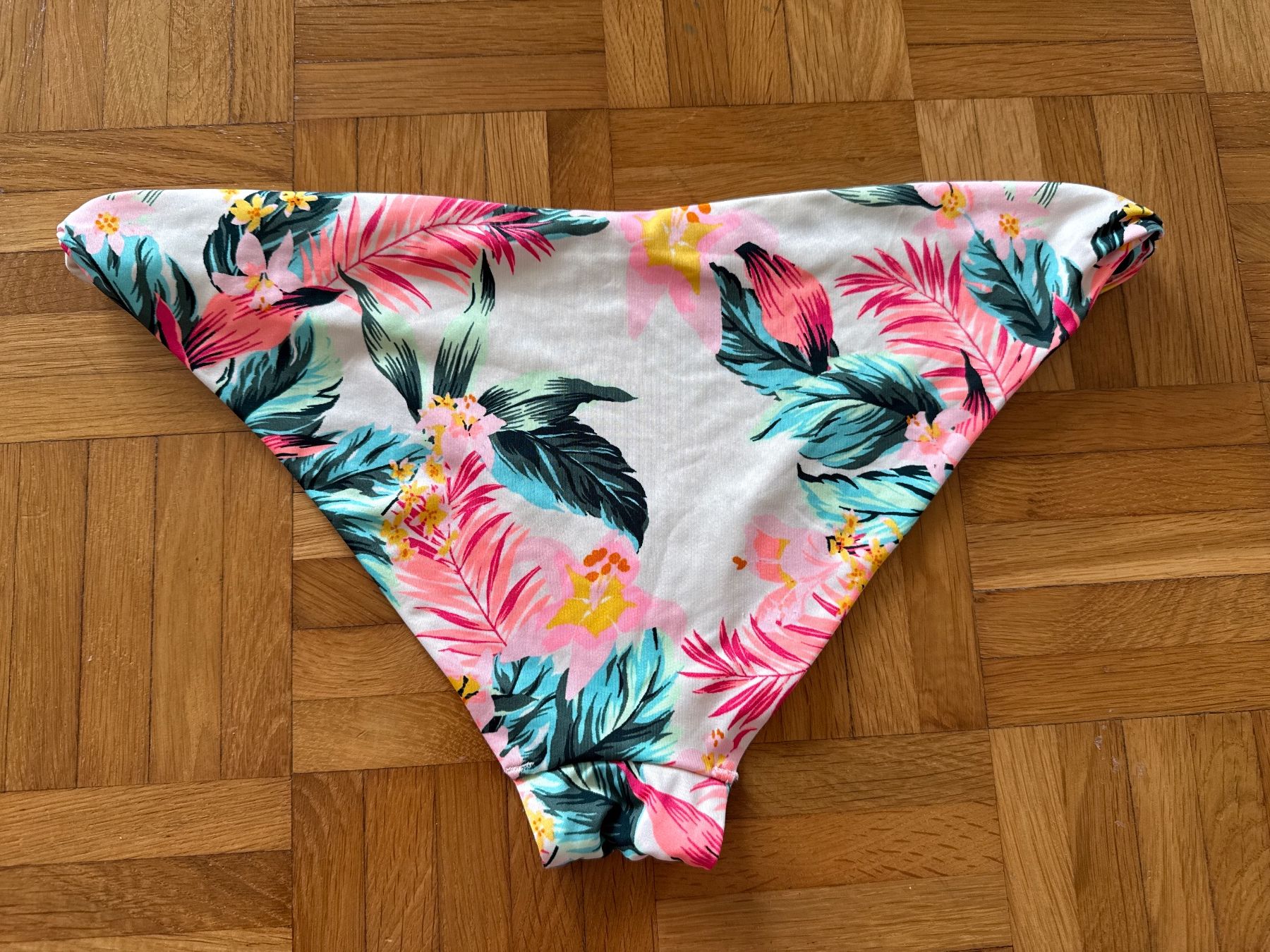 Costumi da bagno & Bikini: Bikinihose M/38 – Usato da Horgen venduto da linuxrp 1