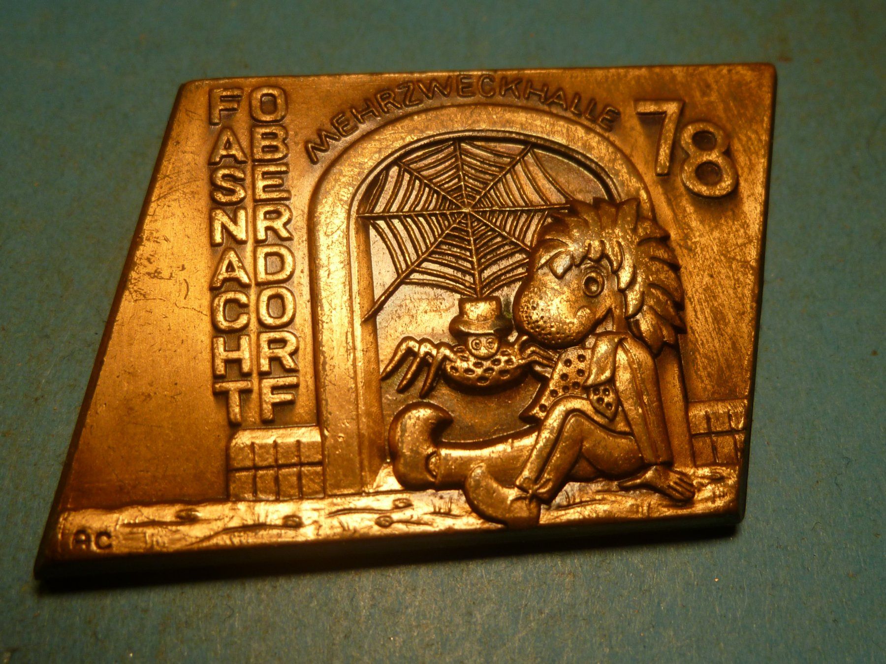 Placchette & Badge: OBERDORF 1978 BRONZE – Usato da Ried (Muotathal) venduto da Mandarin02