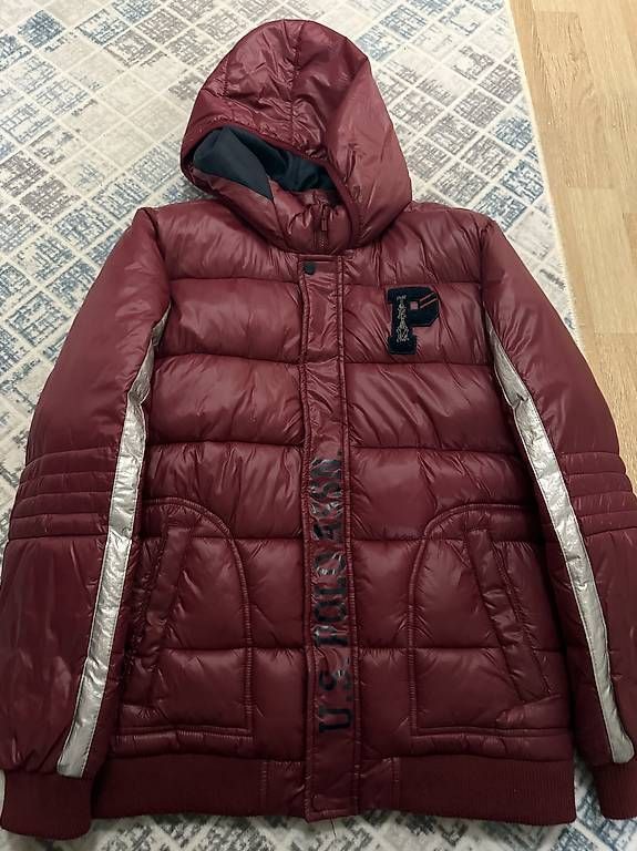 Giacche: U.S.POLO ASSN Bomberjacke  – Usato da Kloten venduto da Privat2011