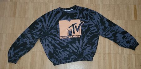 21. Pull MTV vintage H&M, taille L, motif tie-dye