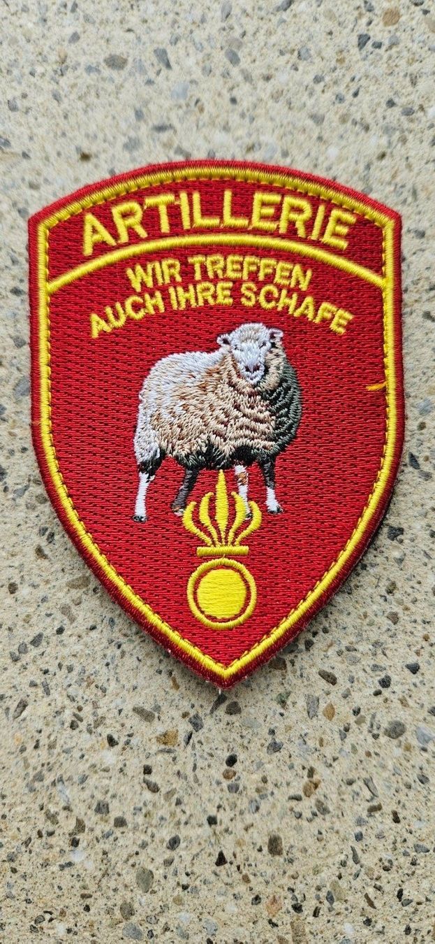 Schweizer Armee Plaketten & Abzeichen: *** Zug,s Badge mit klett *** – Neu und originalverpackt aus Riedholz von fr_sIruP