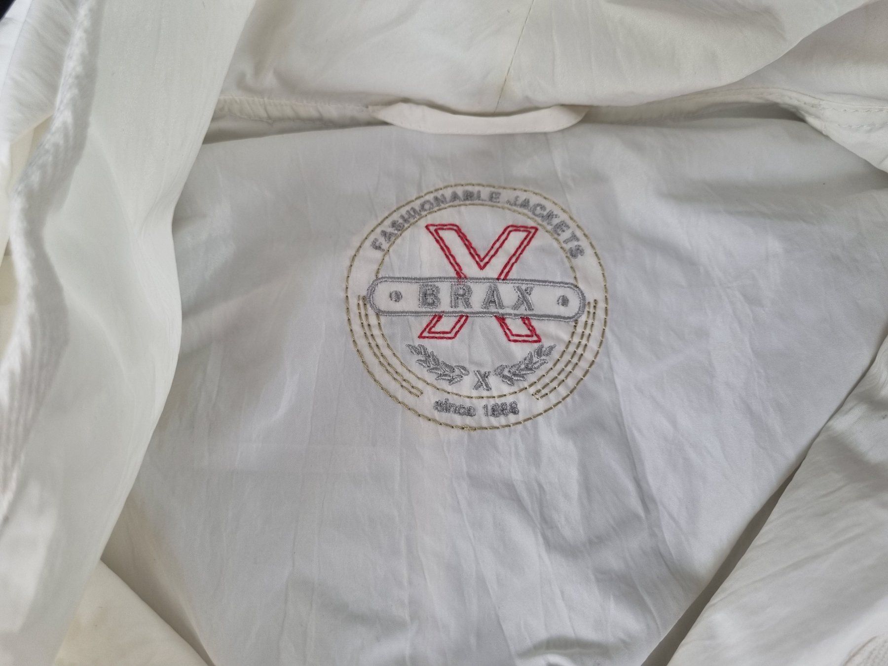 Brax Giacche: BRAX Jacke Grösse 38 – Usato da Wangen b. Olten venduto da Restwert_Wangen 2