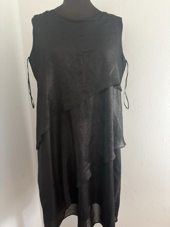 Edles schwarzes Layer-Kleid 🍟  Gr L leicht glänzend