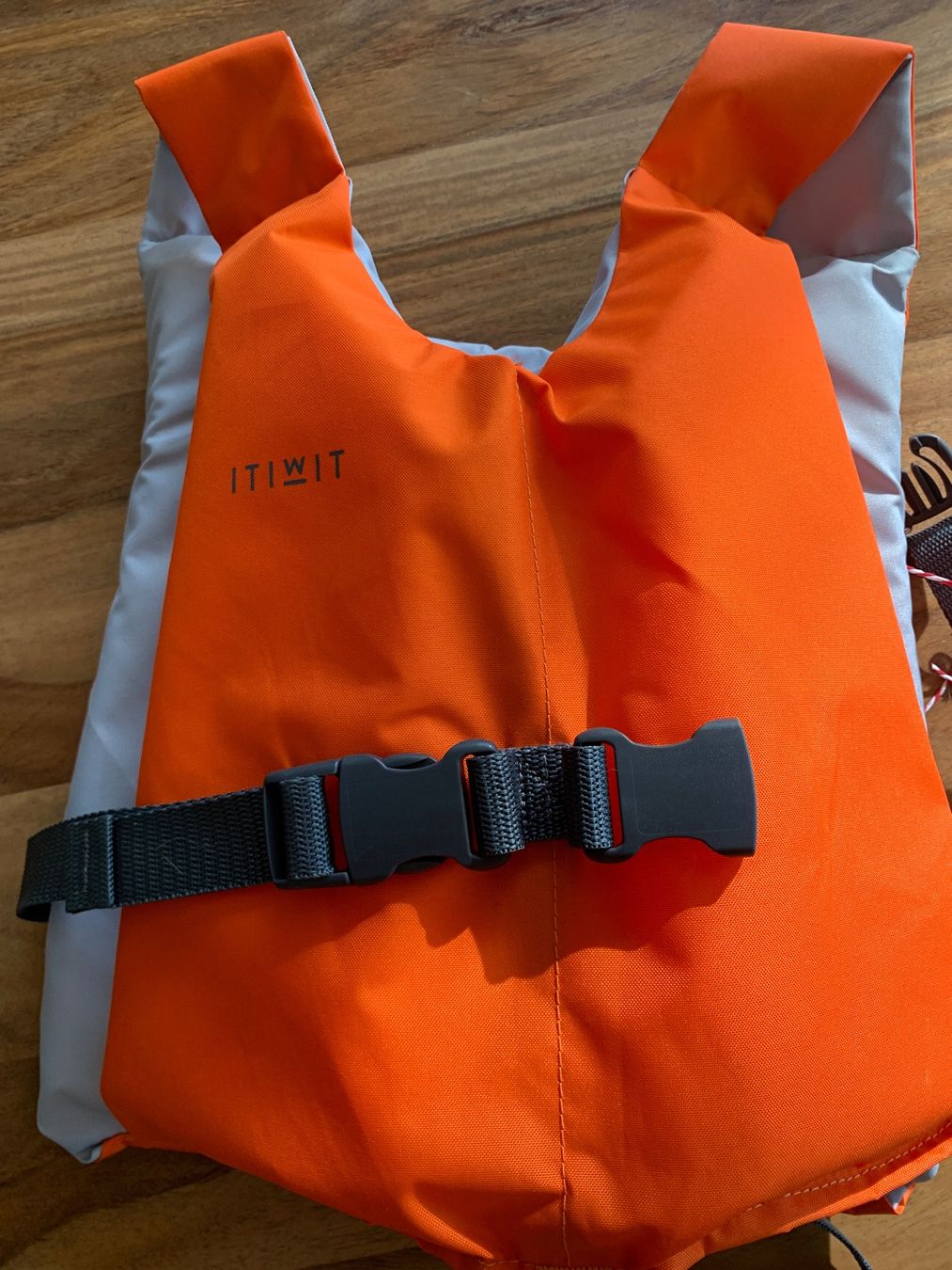 Decathlon Giubbotti di salvataggio: Schwimmweste für Kinder – Usato da Adliswil venduto da Baski7 3