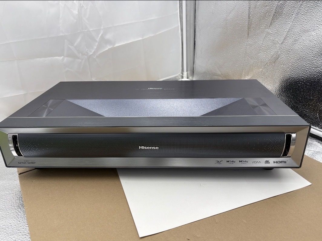 Hisense Home Cinema: Hisense PX3 Laser TV – Usato da Balsthal venduto da dominichohenfeld 1