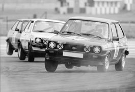Ford Fiesta MK1 Cup Helbling Rapperswil Fächerkrümmer Kent