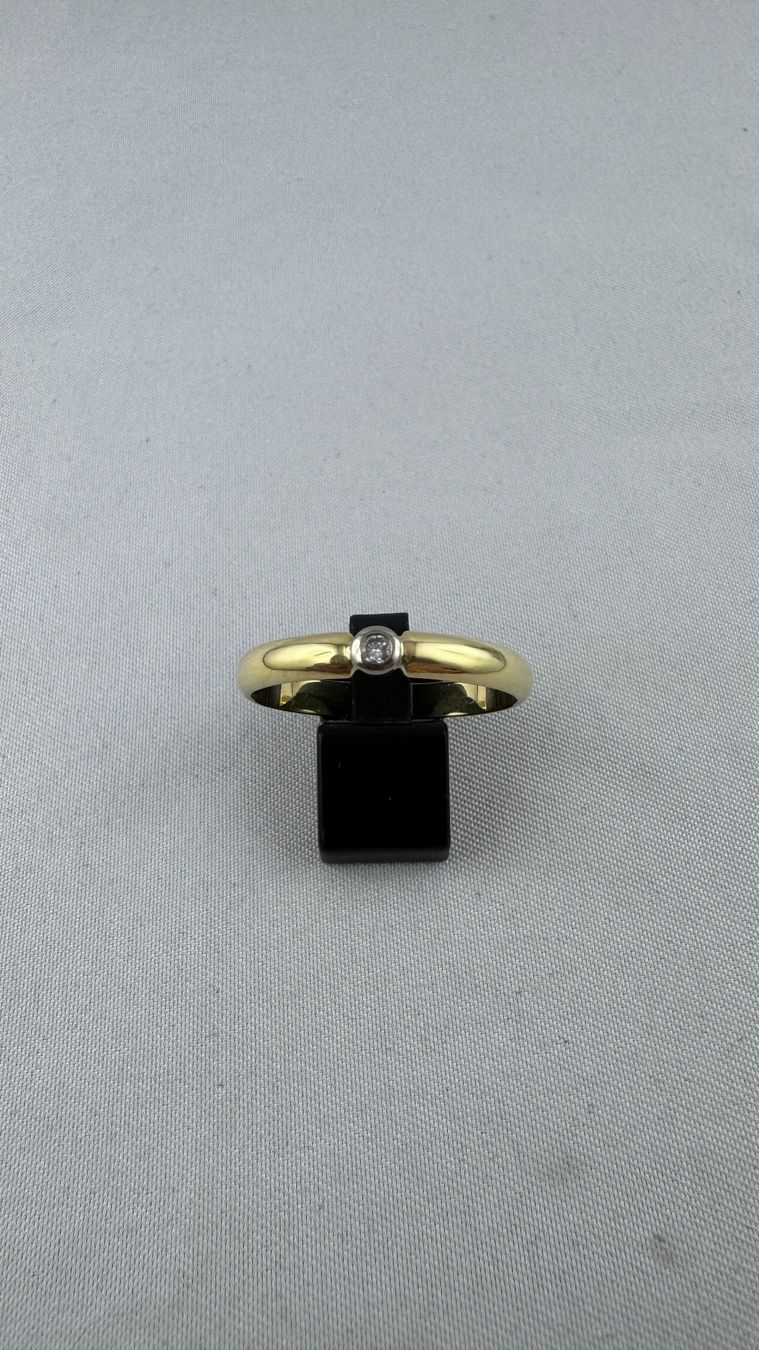 Ringe: Ring in 750 Gold / 18 Karat – Gebraucht aus kreuzlingen von fantasy_schmuck