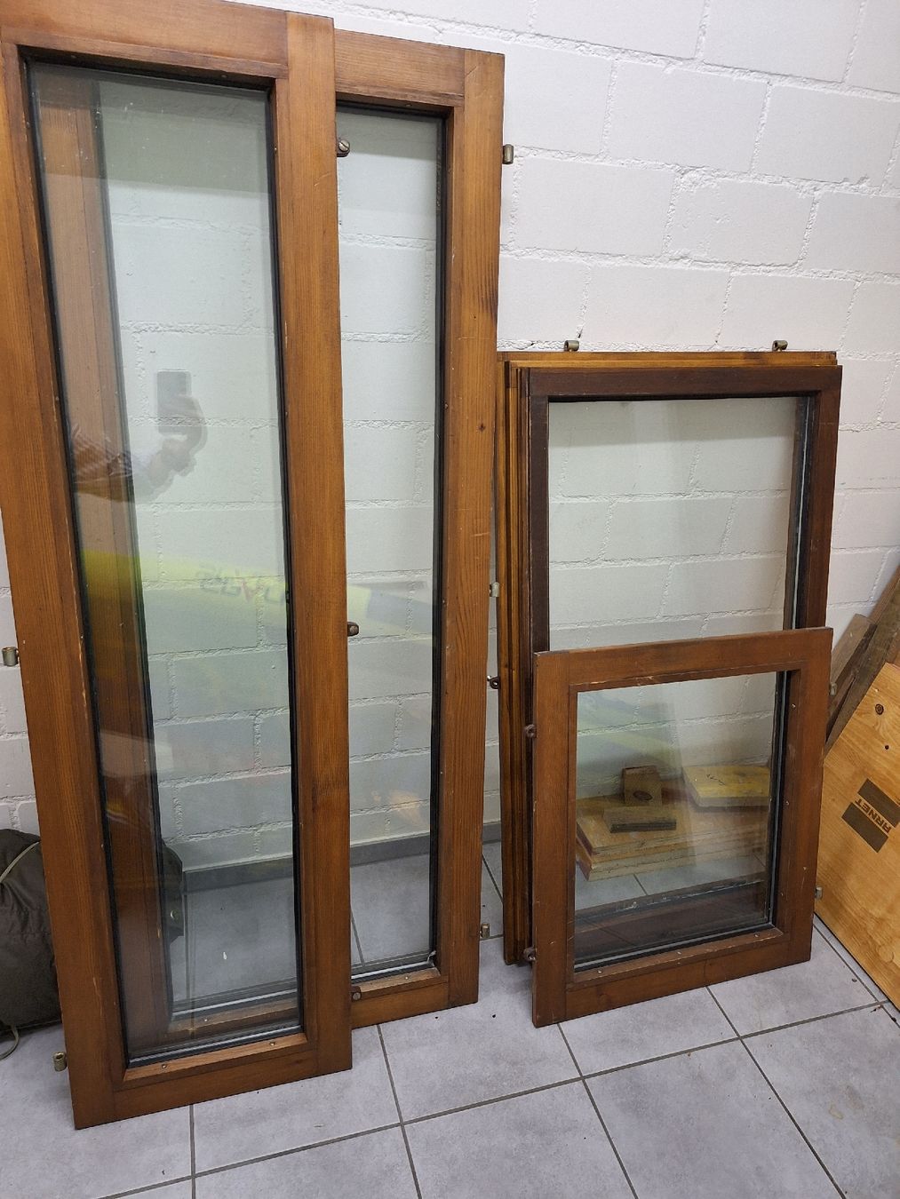 Finestre: 4 Stk Vintage Holzfenster – Usato da Sursee venduto da Schuepbi