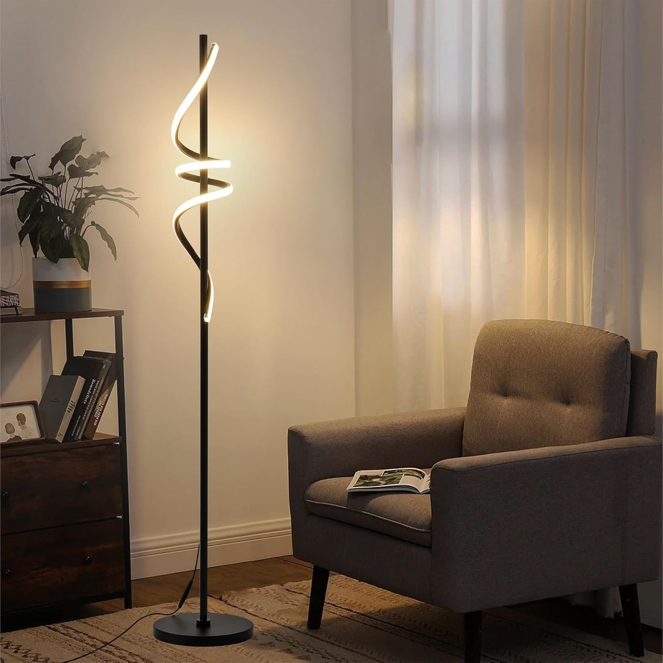 Lampes: Wohnzimmer Modern LED Dimmbar Leselampe Stehleuchte mit Fern – Neuf avec emballage d'origine à Hundwil par Stallone6