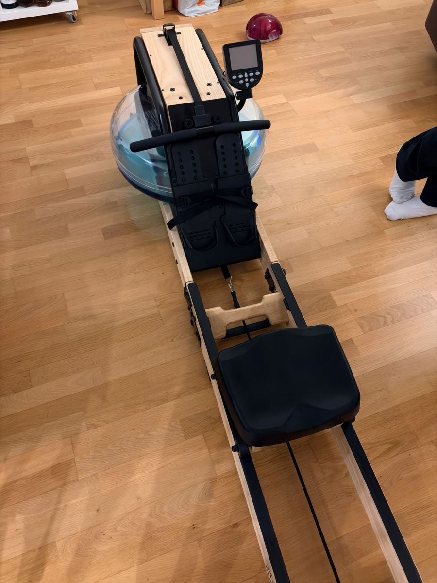 Gonser Gommoni, kayak & canoe: Rameur à eau Thor avec moniteur, bois et noir – Nuovo (secondo la descrizione) da Biel/Bienne venduto da jul_9mjw