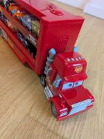 Disney Cars Mini Racer Transporter Mack (inkl. 21 Mini Racer