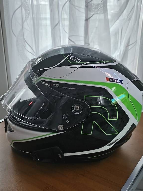Caschi & visiere:  2 stk . Helme – Nuovo e nell'imballaggio originale da Münchwilen TG venduto da ern_cp27 1
