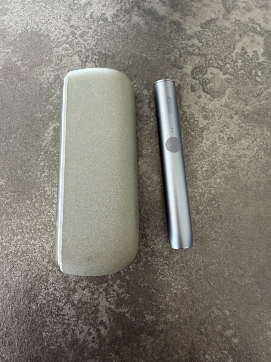 Iqos Altri Prodotti per fumatori: Iqos Iluma – Usato da Stäfa venduto da Cooper82