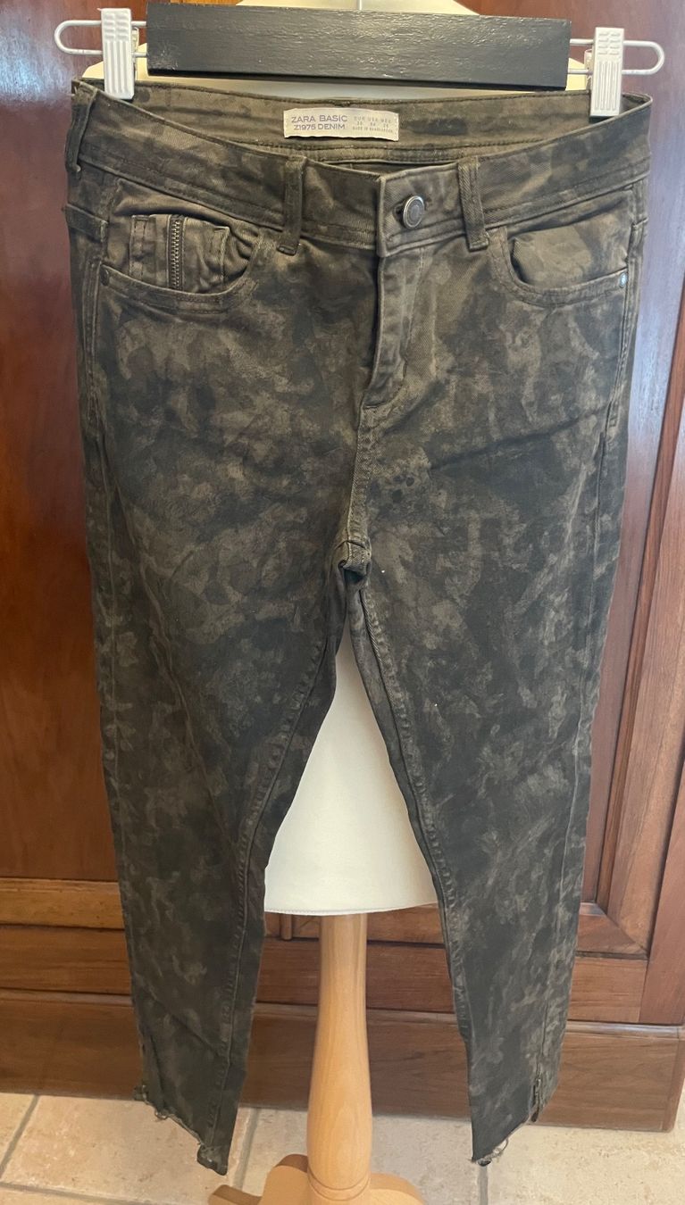 Zara Jeans: Pantalon Zara – Usato da Lausanne venduto da Lou__