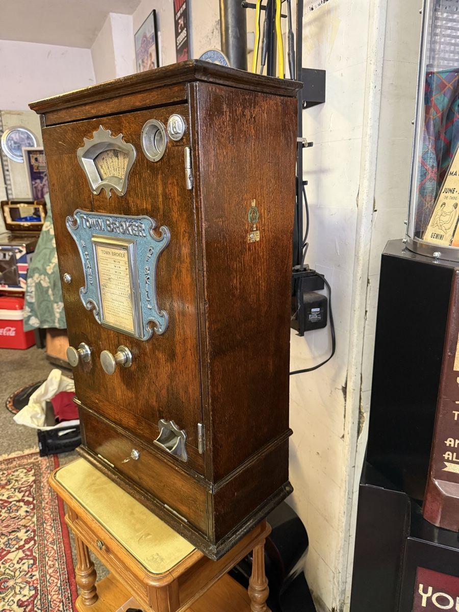 Slot Machine: Antiker Spielautomat  – Usato da bern venduto da Seeburg 2