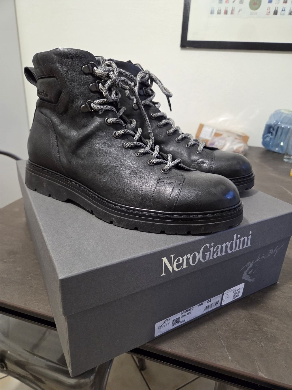 Scarpe da uomo: Chaussure montante NeroGiardini – Nuovo e nell'imballaggio originale da Neuchâtel venduto da Stwatch