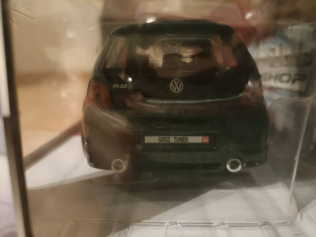 Modellini d'auto: Golf R32 Modell  – Nuovo e nell'imballaggio originale da Beringen venduto da frenchfrog 1