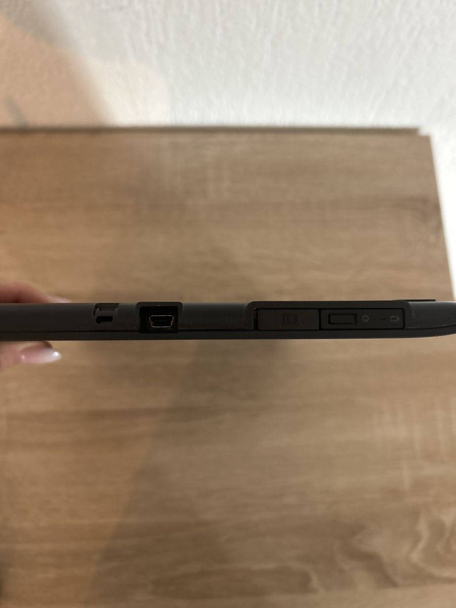 Tablet PC: Wacom intuos PRO small pen tablet – Usato da Zürich venduto da Chiara_mc 6