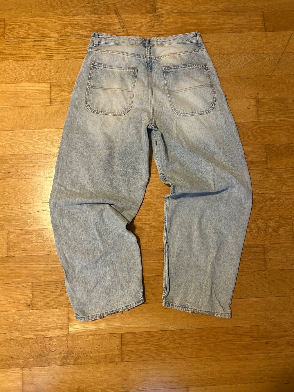 Bershka Jeans: Baggy Jeans Bershka – Usato da Kilchberg ZH venduto da cla_5pw9 1
