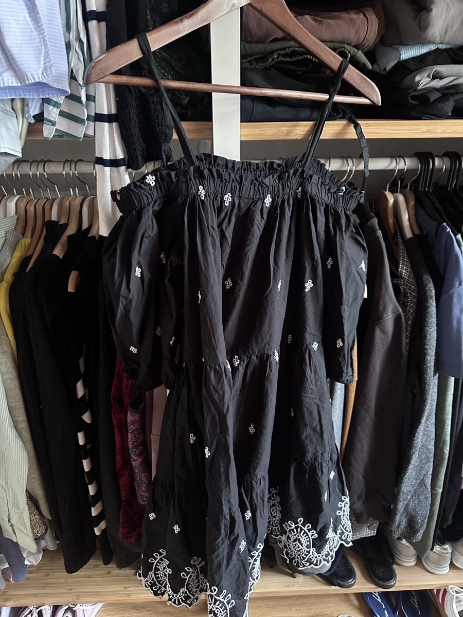 H&M Robes: Kleid Gr. S, schwarz H&M – D'occasion à Münsingen par Secondhand89