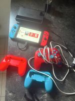 Nintendo Switch mit Zubehör Konsole rot/blau