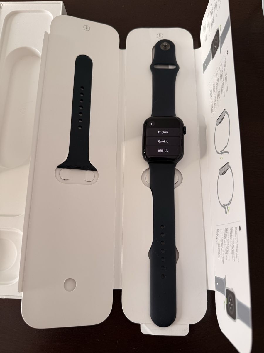 Apple Smartwatch: Apple Watch 8 45mm LTE GPS – Usato da Stäfa venduto da Laafit 5